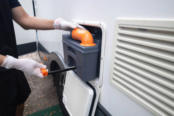 Best Portable restroom trailer rental  in Biscayne Park, FL